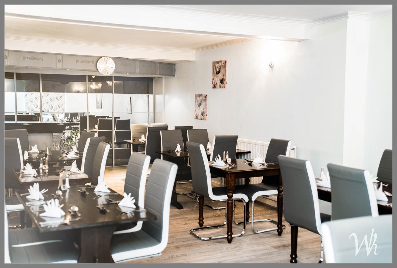 White Horse Hotel Strichen Extérieur photo